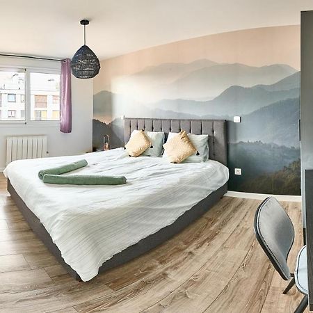Eclat Dore Bondy Suites Free Parking Екстер'єр фото