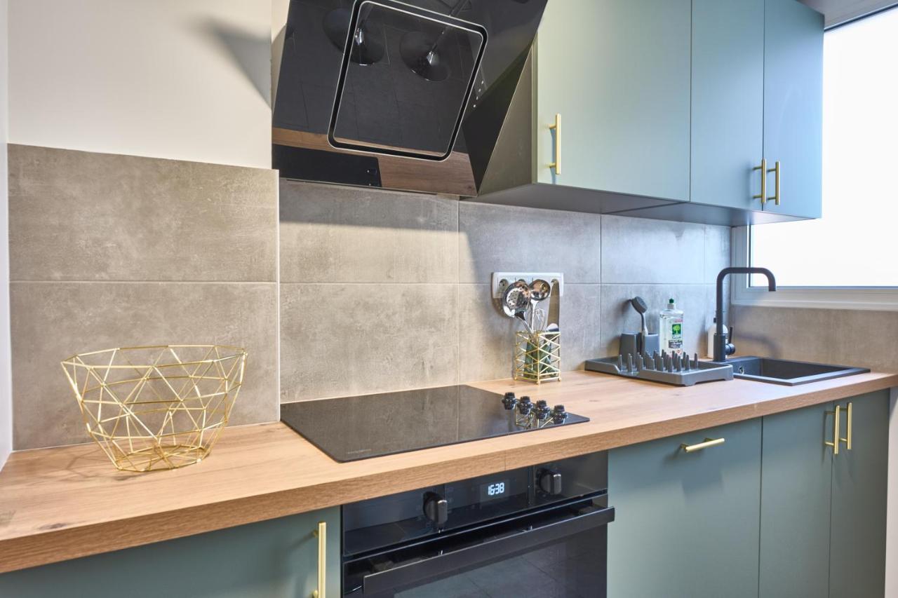 Eclat Dore Bondy Suites Free Parking Екстер'єр фото